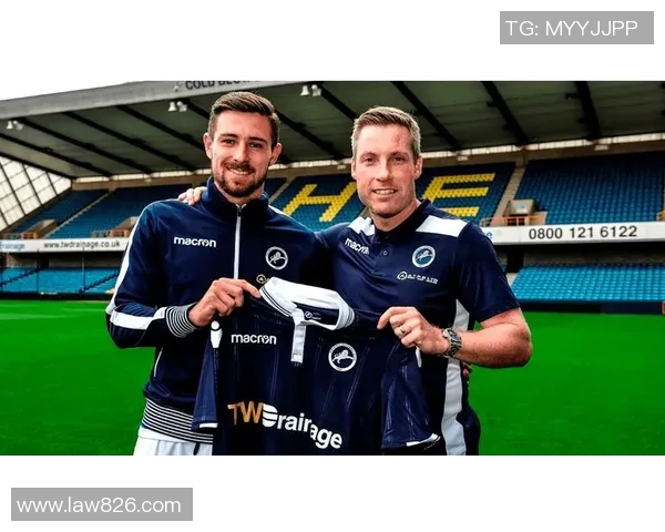 米尔沃尔与埃弗顿精彩对决直播全程回顾与分析