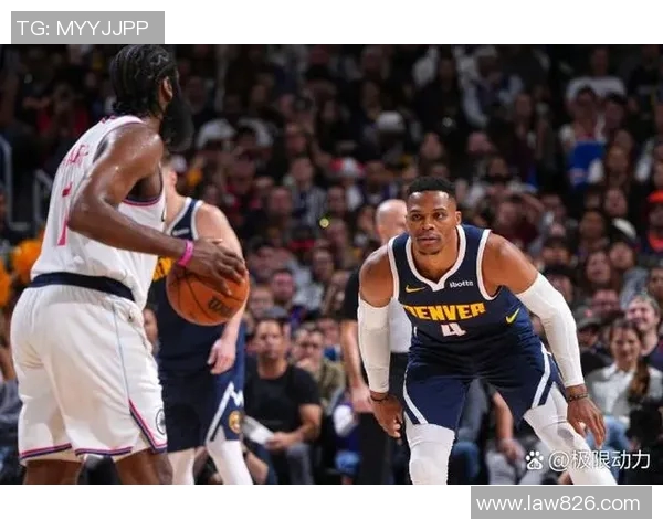 雷霆与快船激战正酣文字直播全程回顾精彩瞬间与赛况分析 雷霆与快船激战正酣文字直播全程回顾精彩瞬间与赛况分析