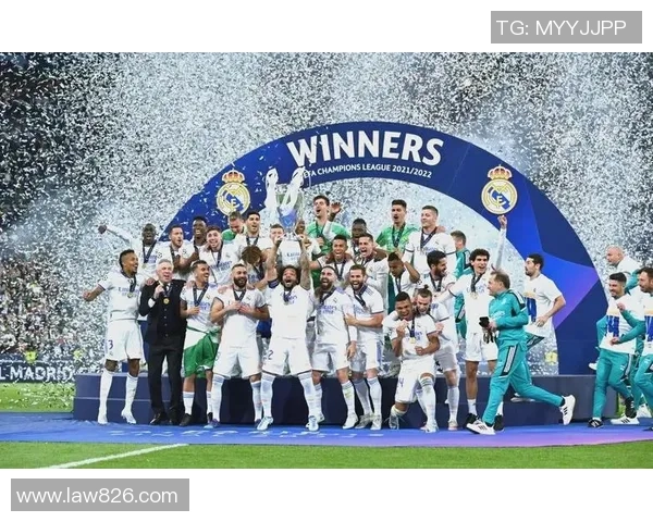 库尔图瓦：从守门员到传奇的足球之路与背后的奋斗故事